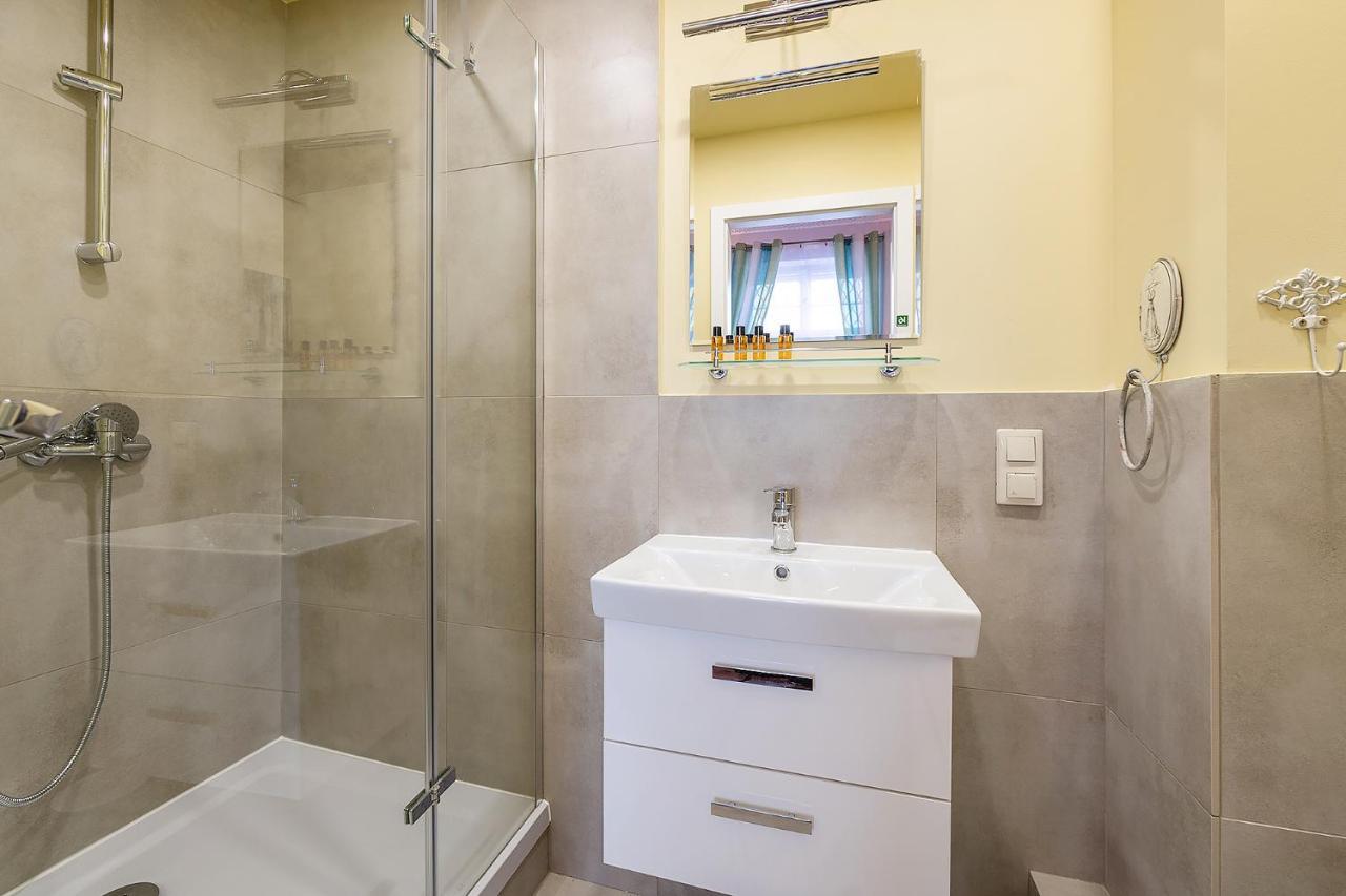 Palacyk Deja Vu Residence Łódź Kültér fotó